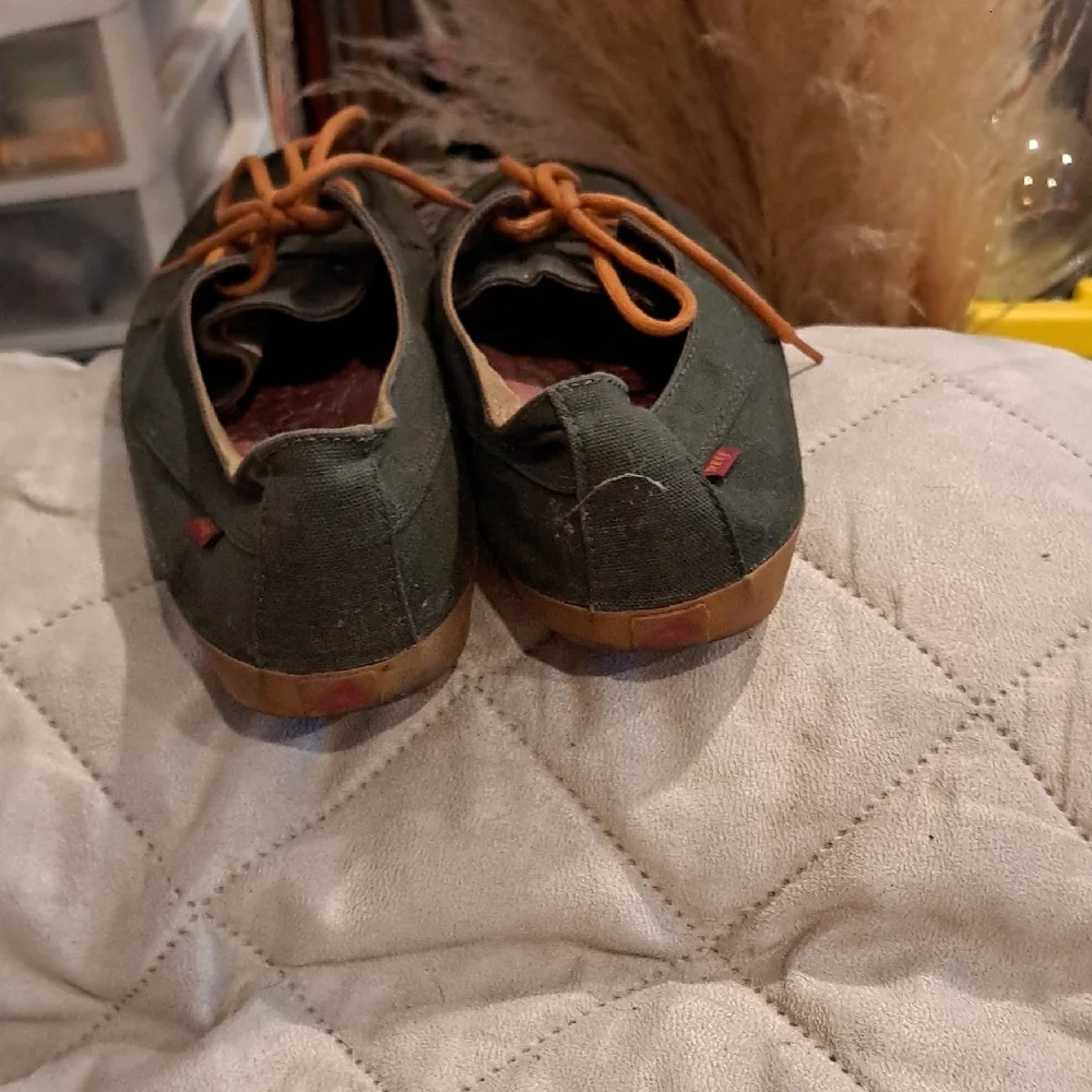 Reef Green and Orange Boat Shoes with Canvas Upper Sz 12